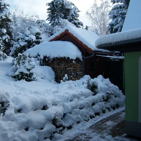Ferienwohnung An der St. Ludmila Crostwitz Exterior foto